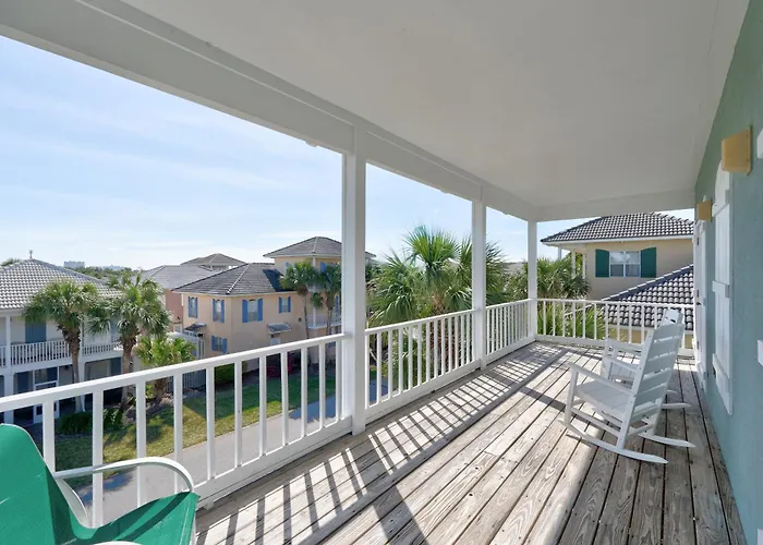 Martinique Retreat Florida Fun Awaits